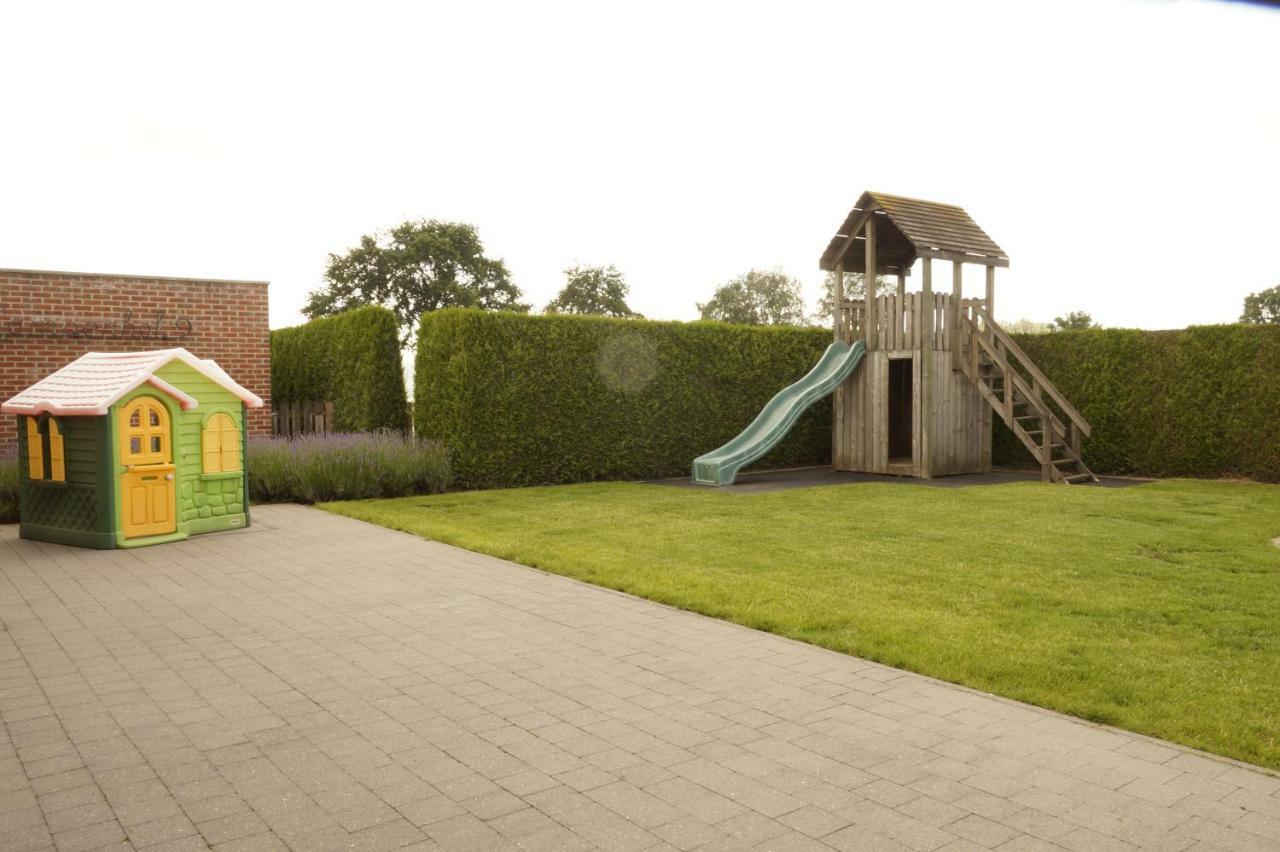 Kampenhof Villa Maaseik Exterior photo
